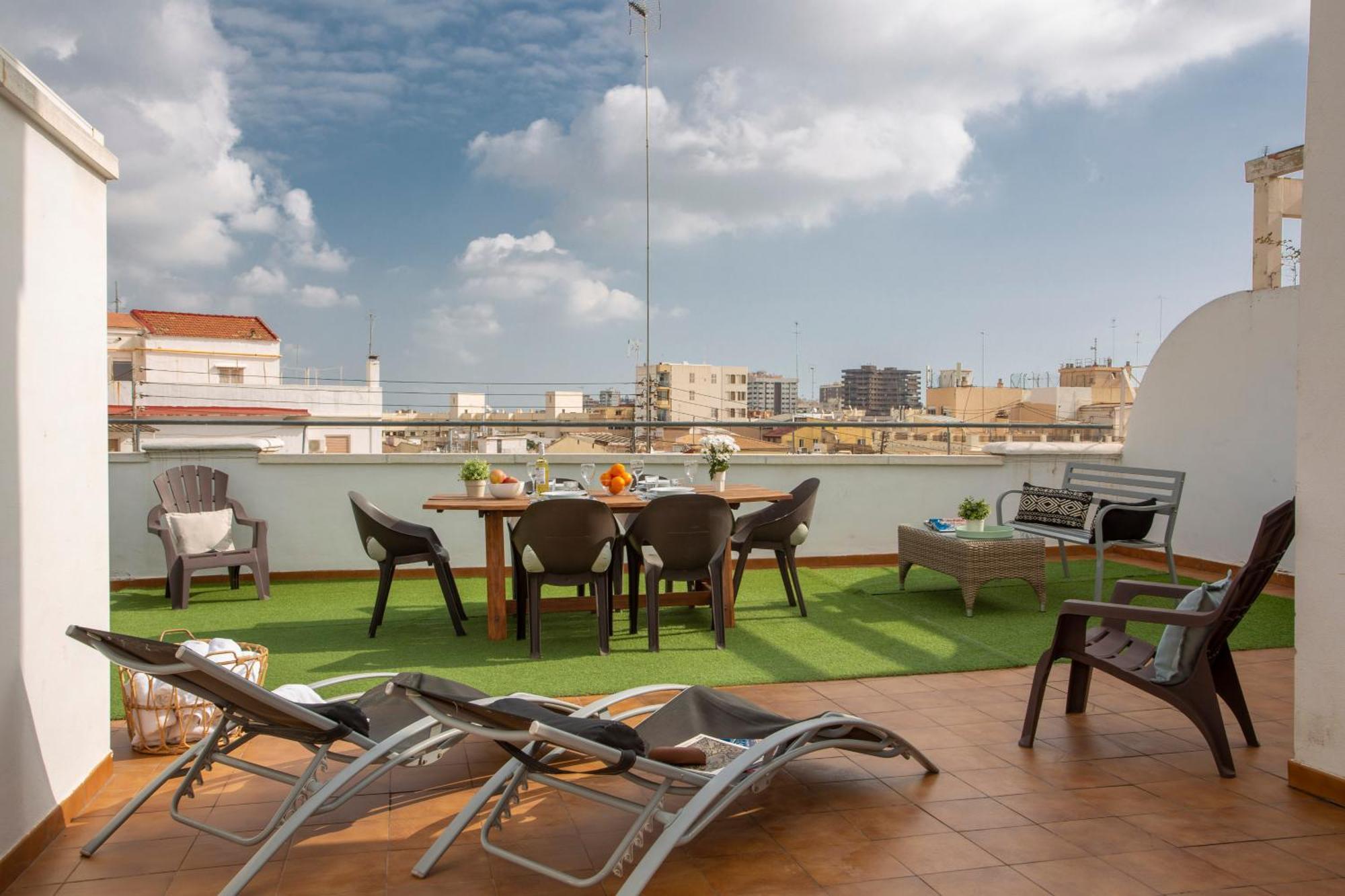 Apartment Singularstays Mar44 Valencia