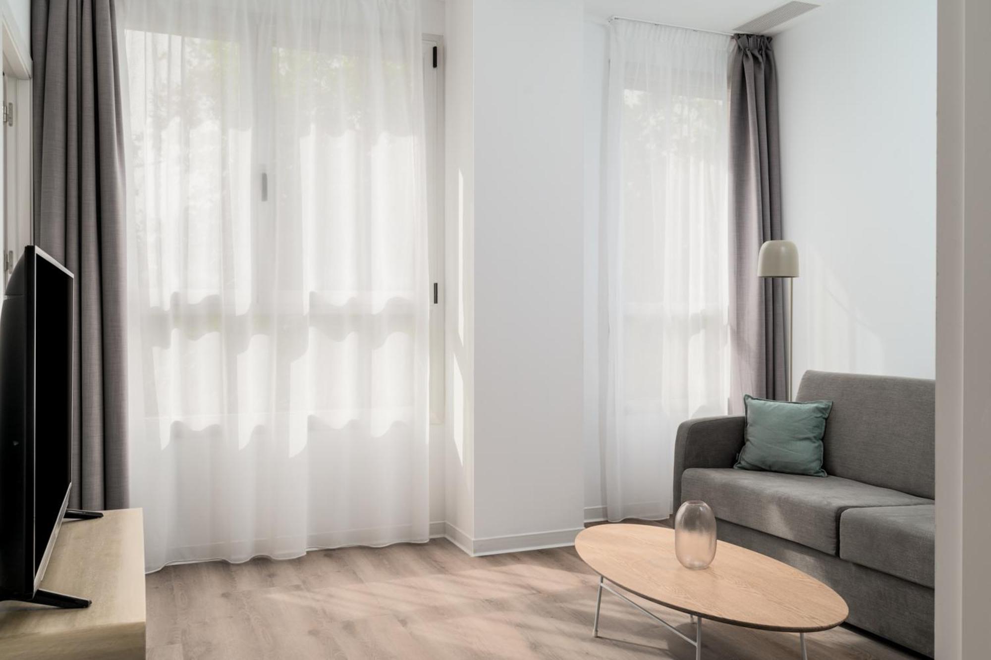 Limehome Carrer D'antonio Ferrandis Apartment