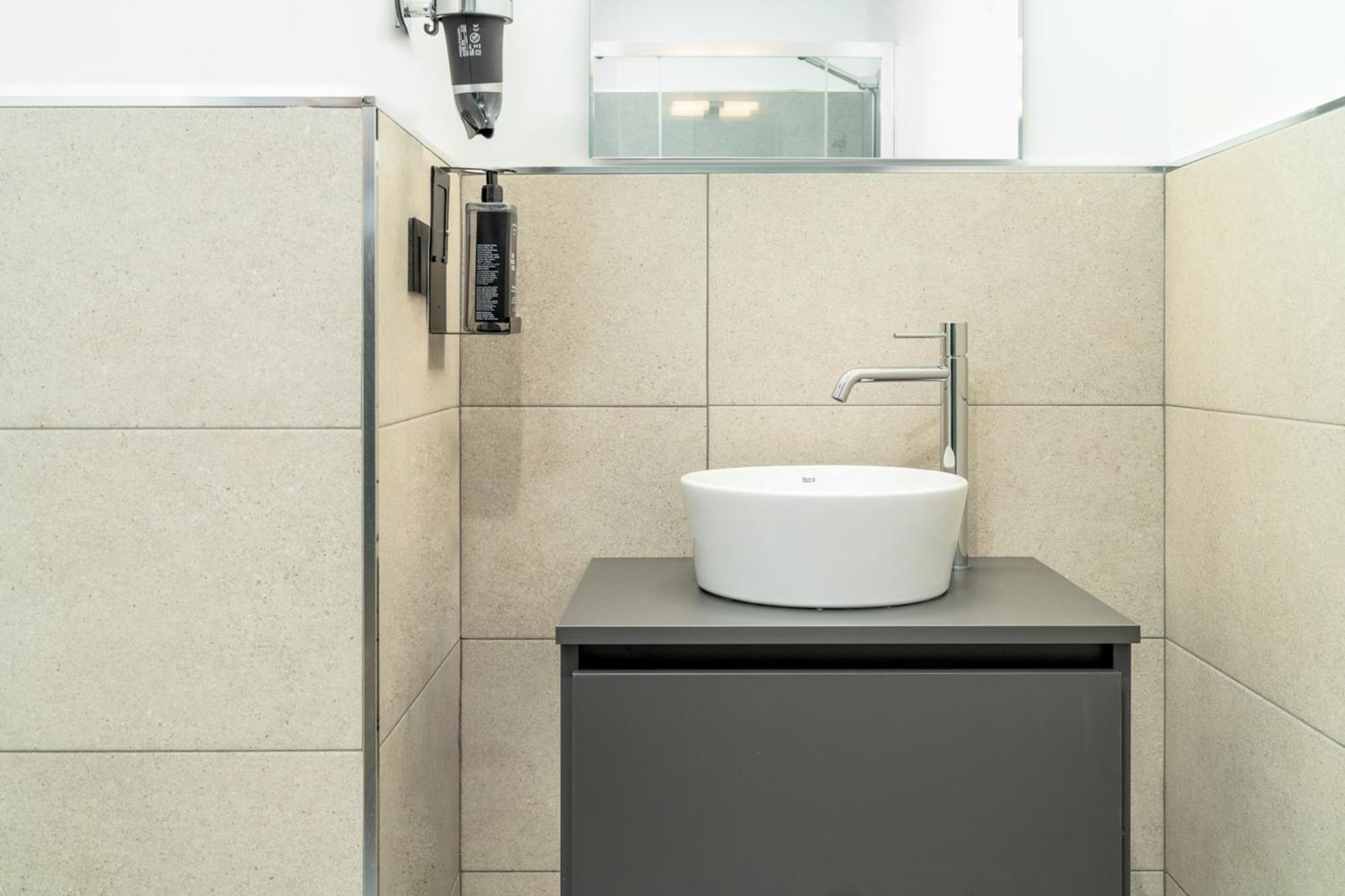 Limehome Carrer D'antonio Ferrandis Apartment *