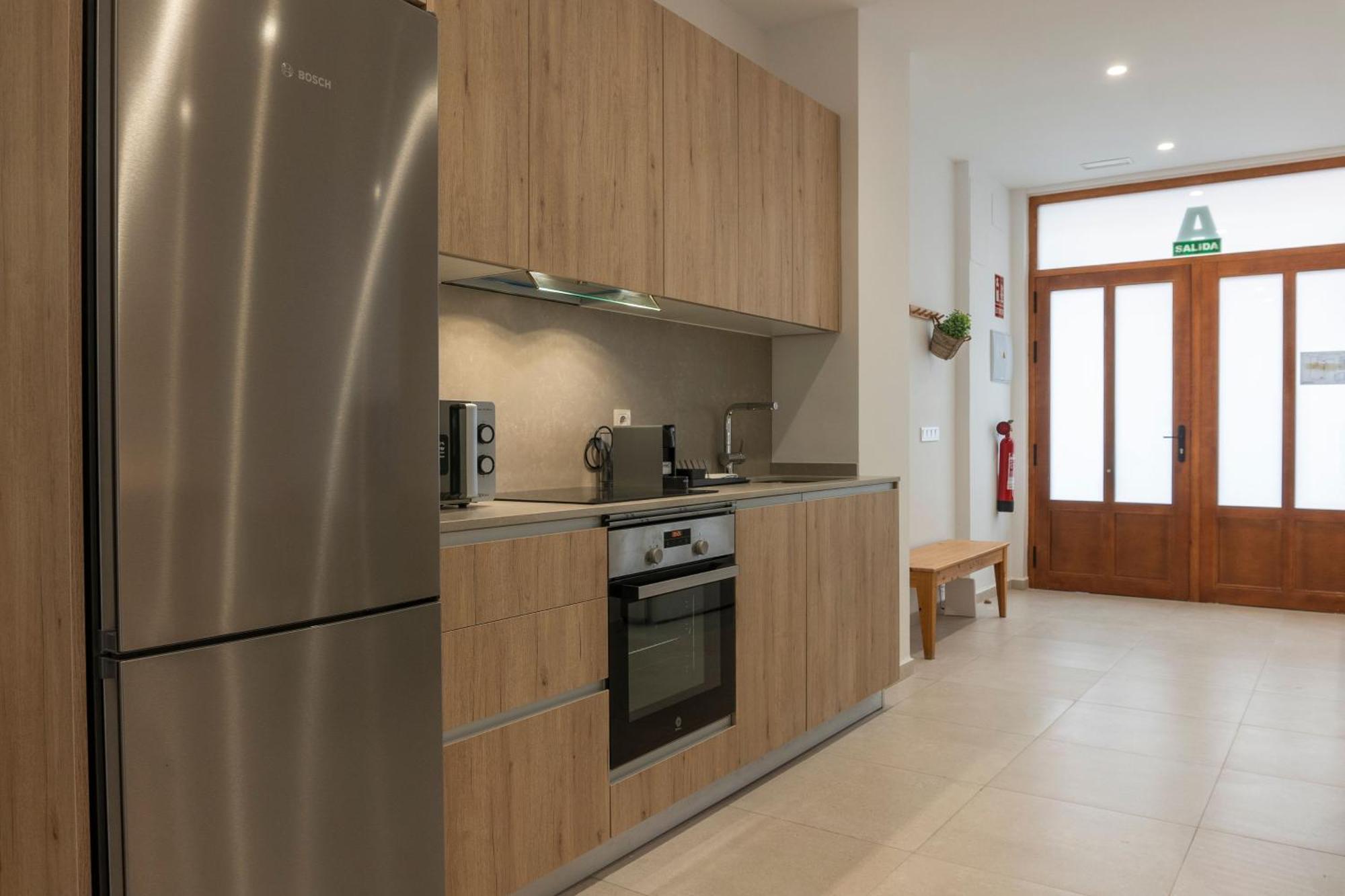 Vlc Host - Alfaro Appartement *