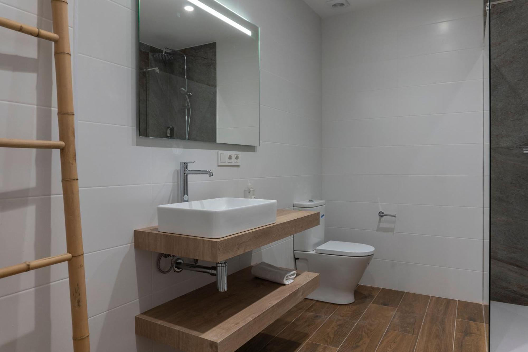 Vlc Host - Alfaro Appartement *