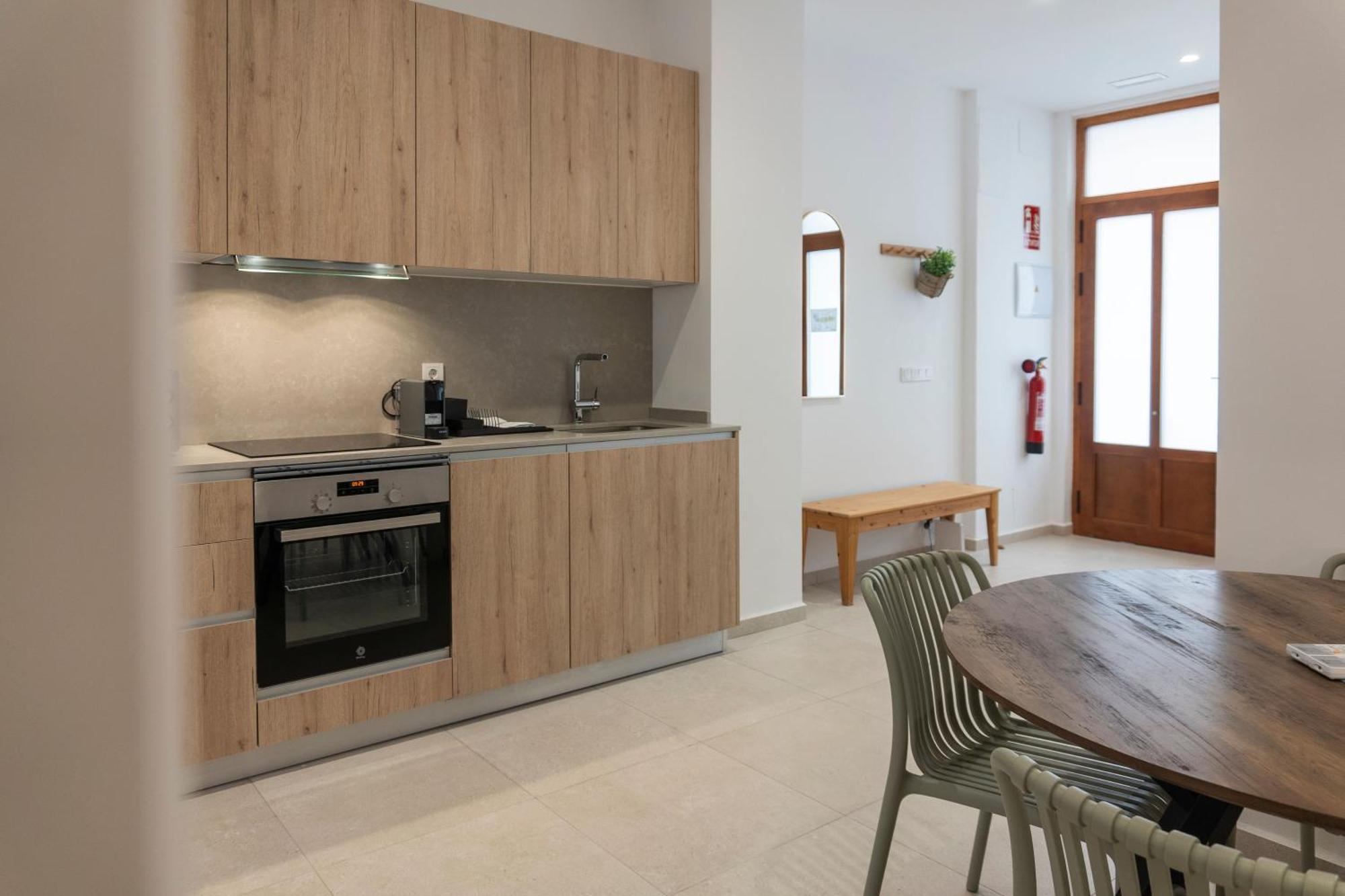 Vlc Host - Alfaro Appartement *