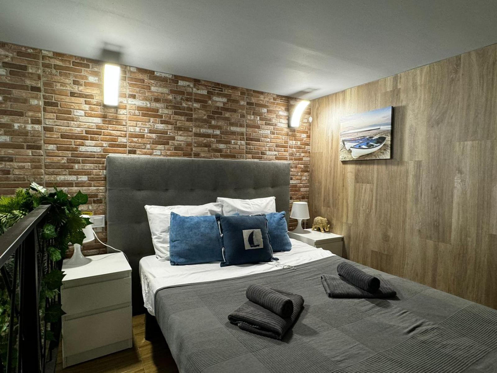 Aparthotel Nou Benicalap Luxury Apart *