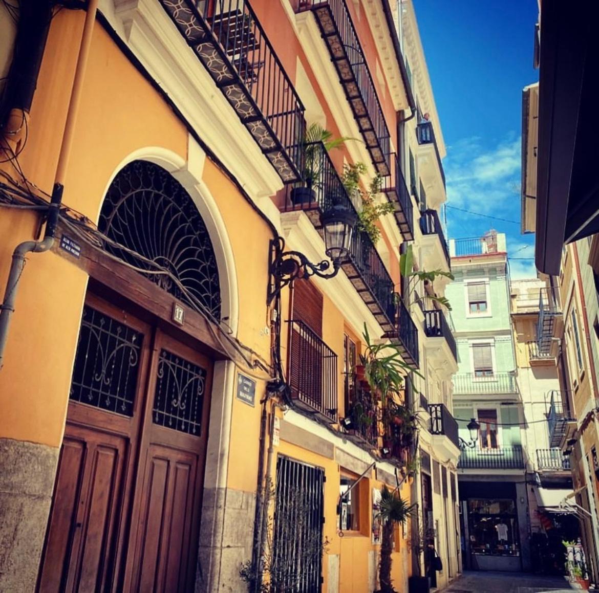 Mediterranean Flats Plaza Redonda Apartment *