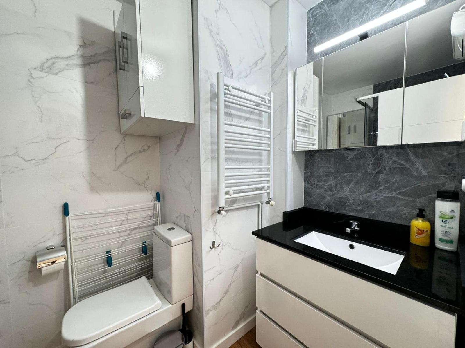 Mestre Valls 13 Apartment *