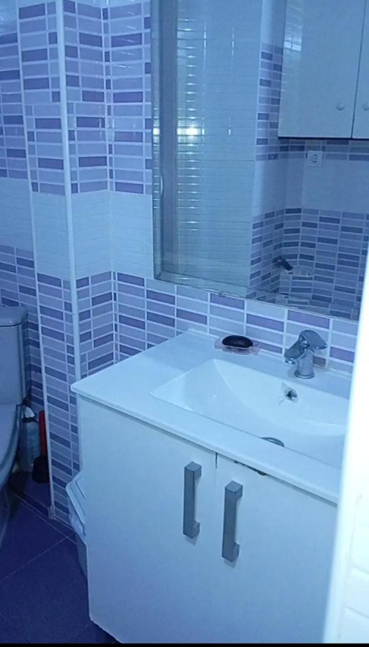Apartamento Confortable Apartment *