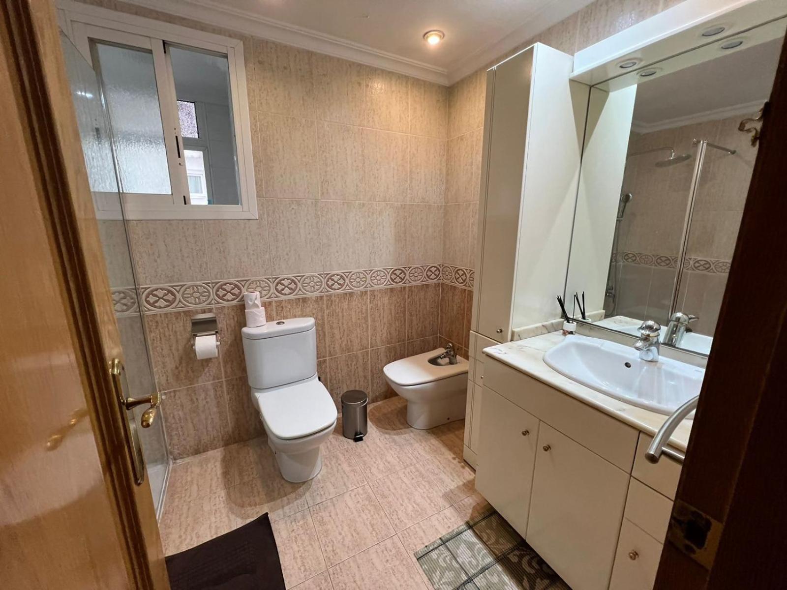 Apartment Moderno Y Acogedor 6 Personas *