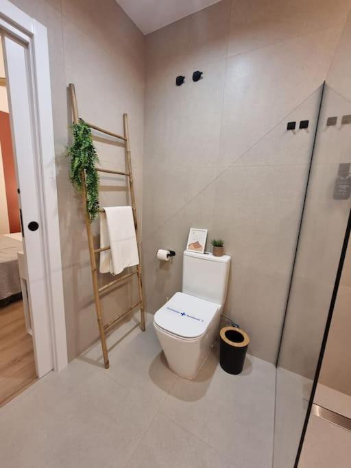 Moderno En Apartment *