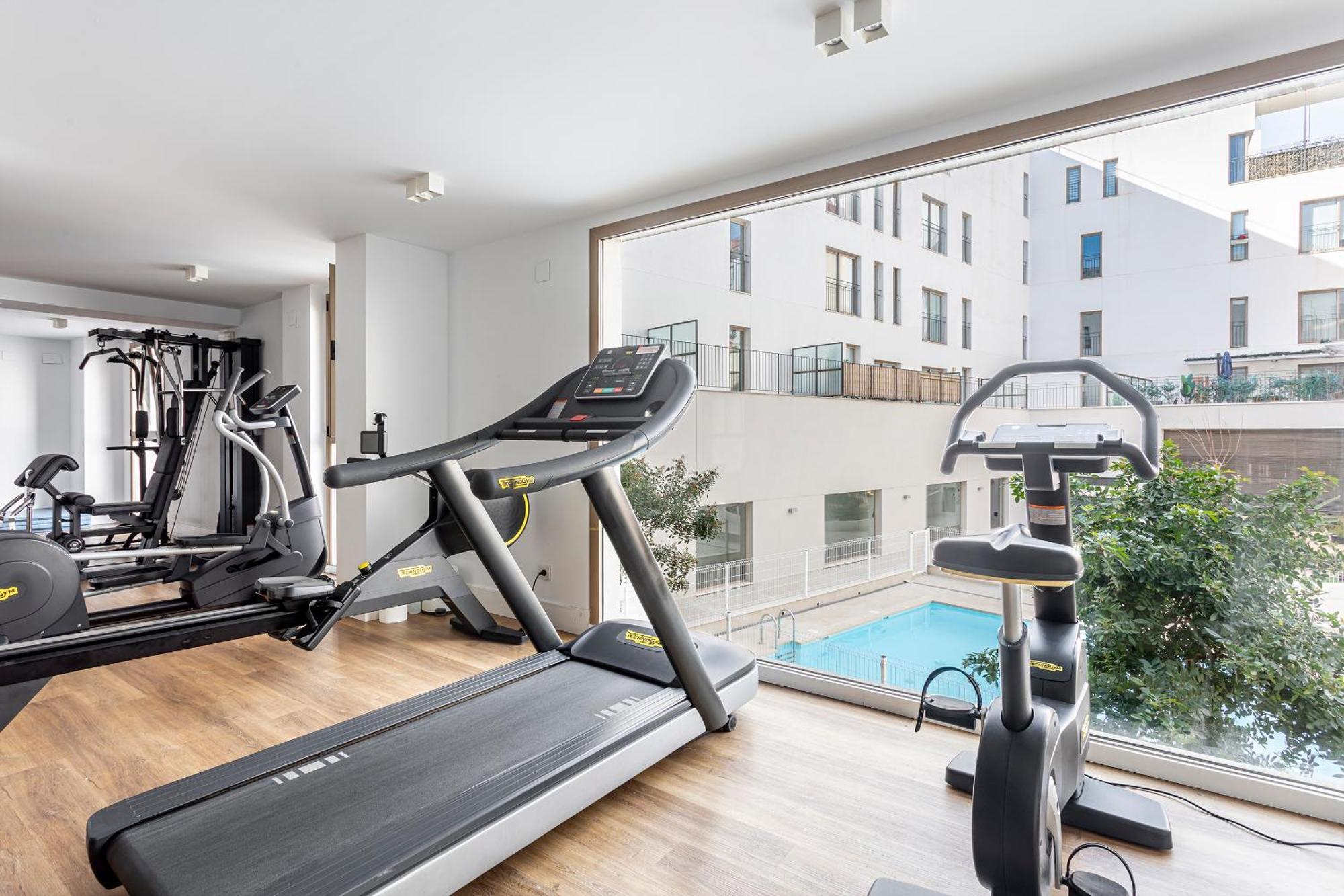 With Gym Pool Free Parking The Haven Escape