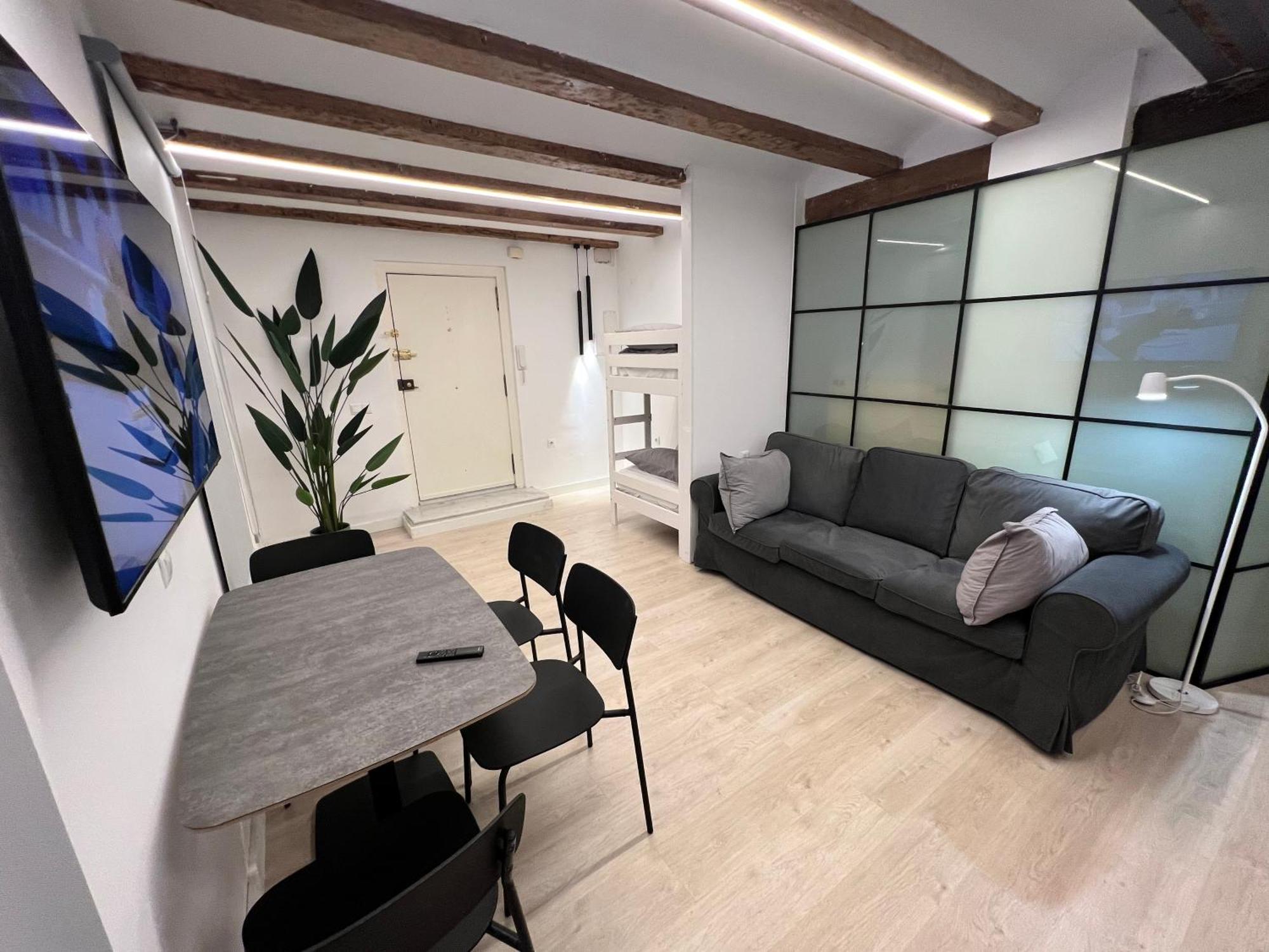 Apartment Tosalet