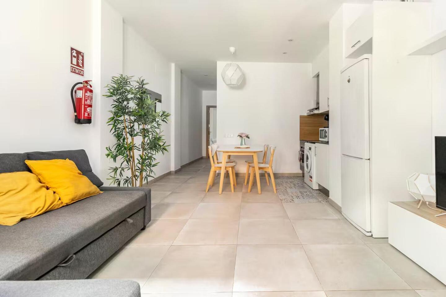 Apartment Vivienda Junto A Ruzafa - 12 Pax Y Mas