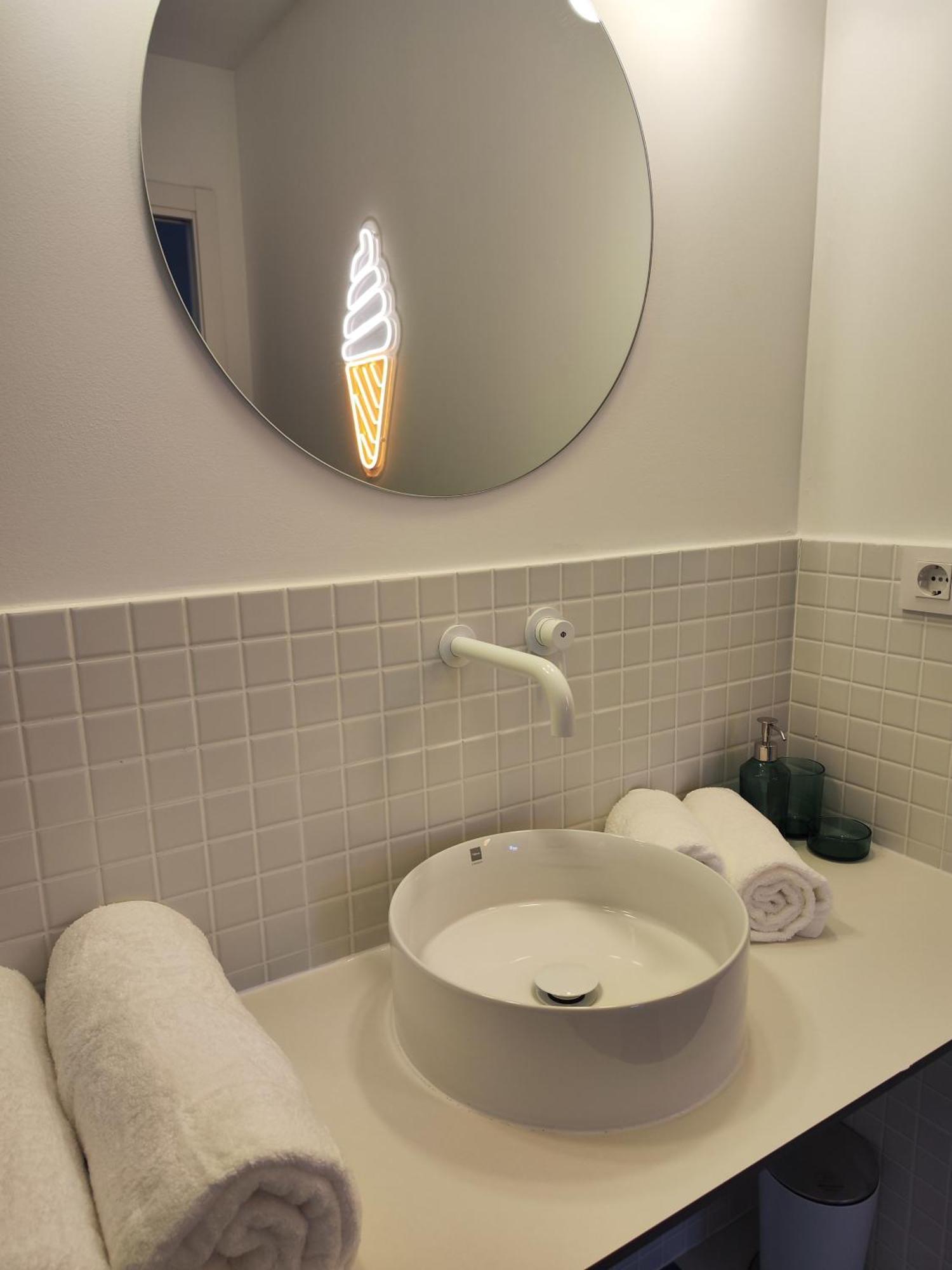 Carisan1 - 6 Min To Beach, Modern, Bright Valencia