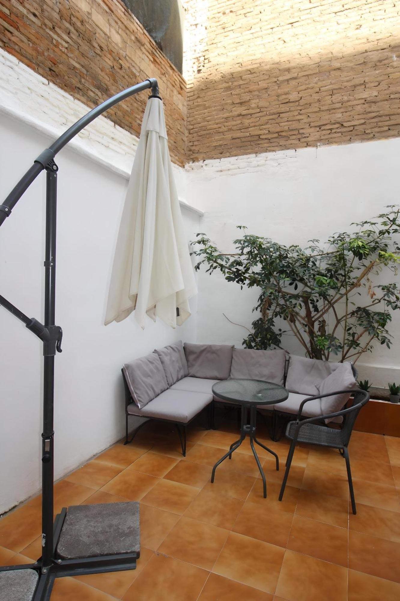 Apartment Increible Con Terraza Al Lado De Torres De Quart *