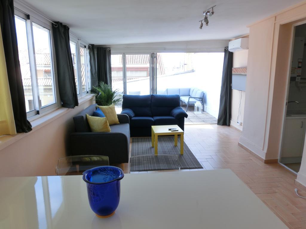 Total Attics I Apartment *