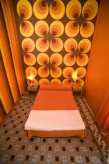 Red Nest Hostel *