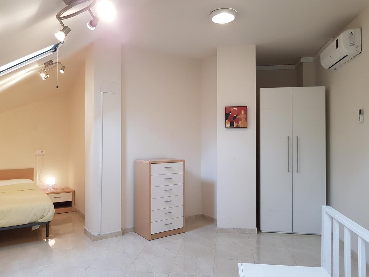 Realrent Jardines De Viveros
