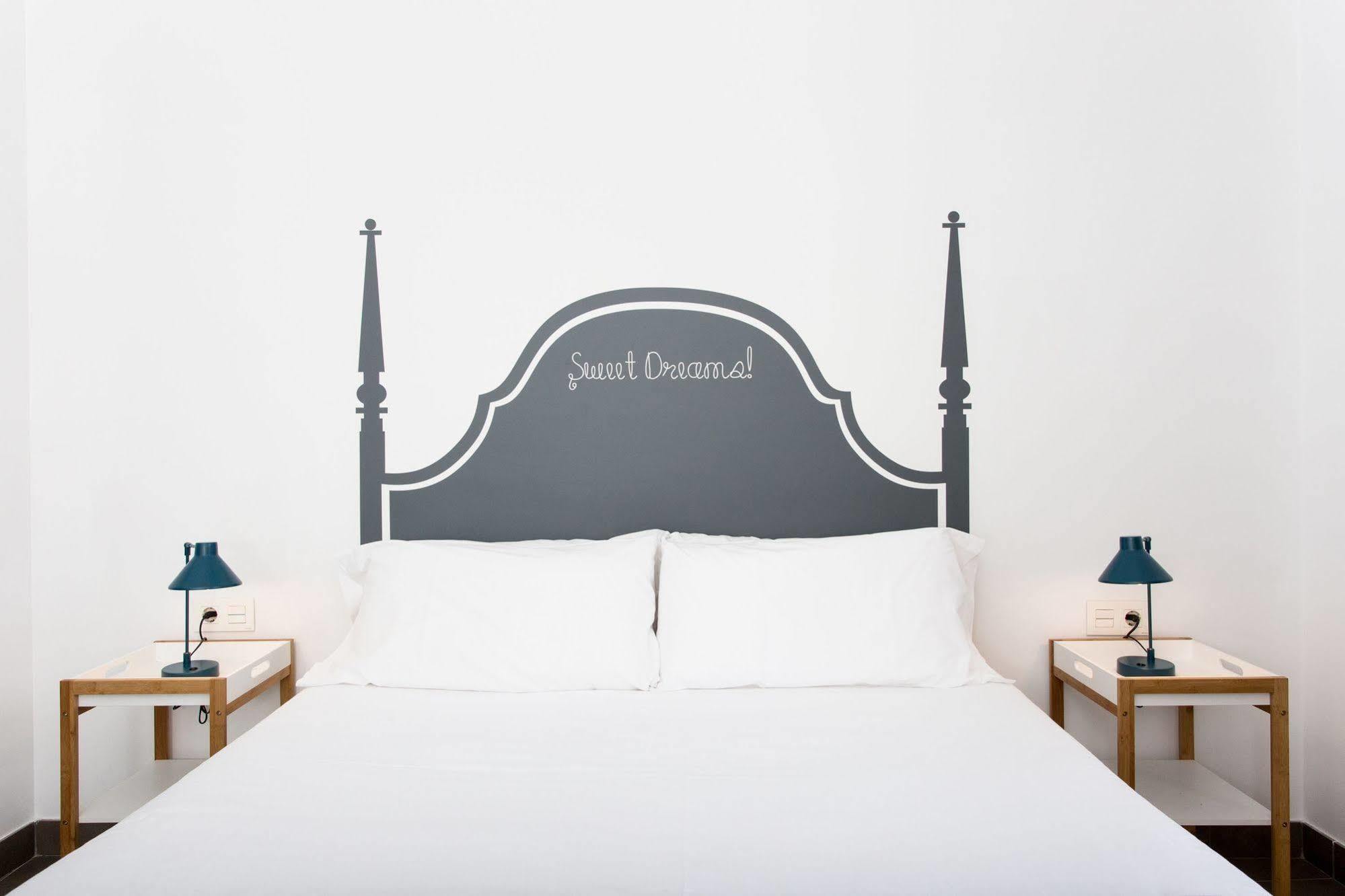 Apartment Centre Torres De Quart