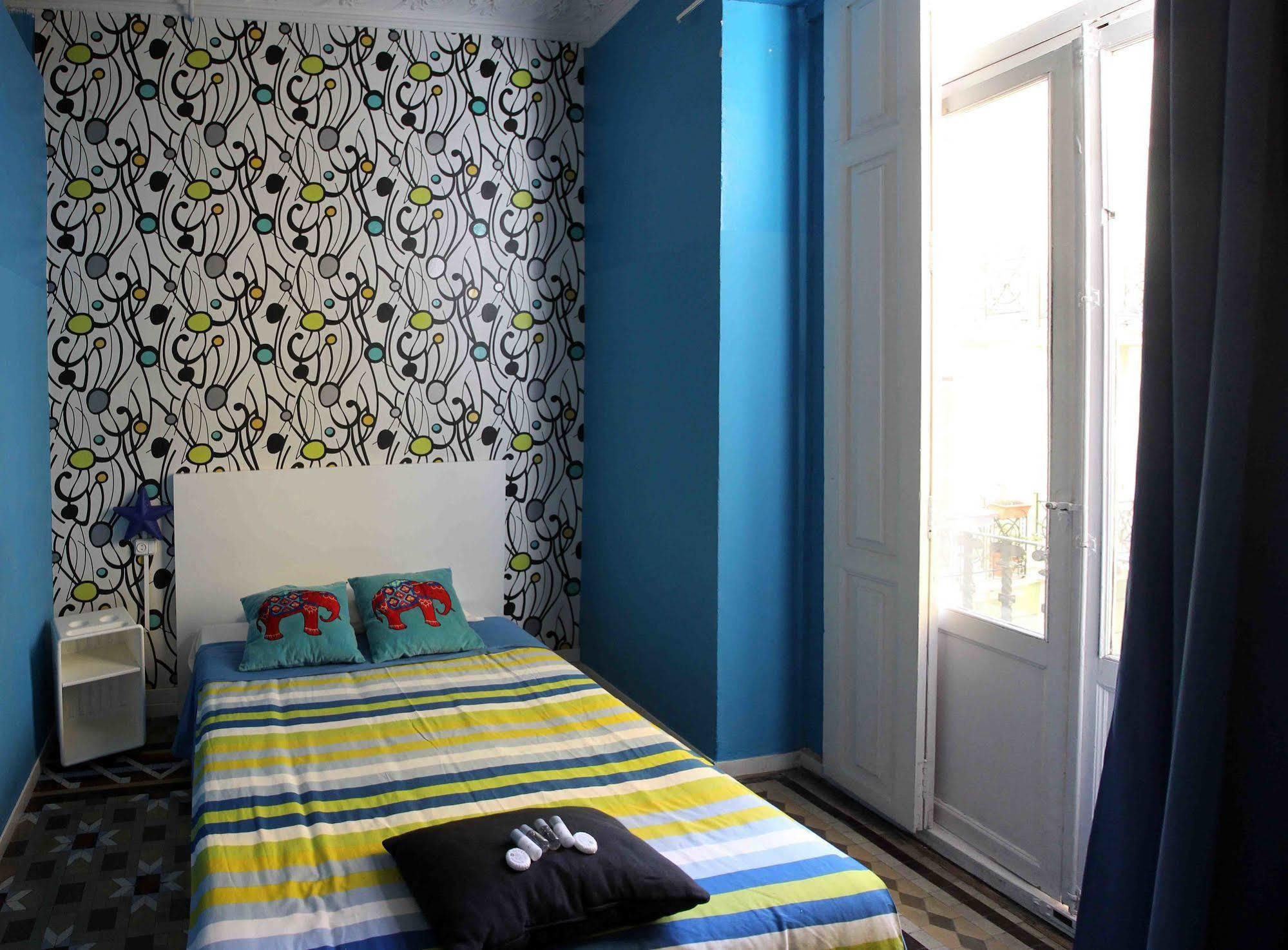 Red Nest Valencia