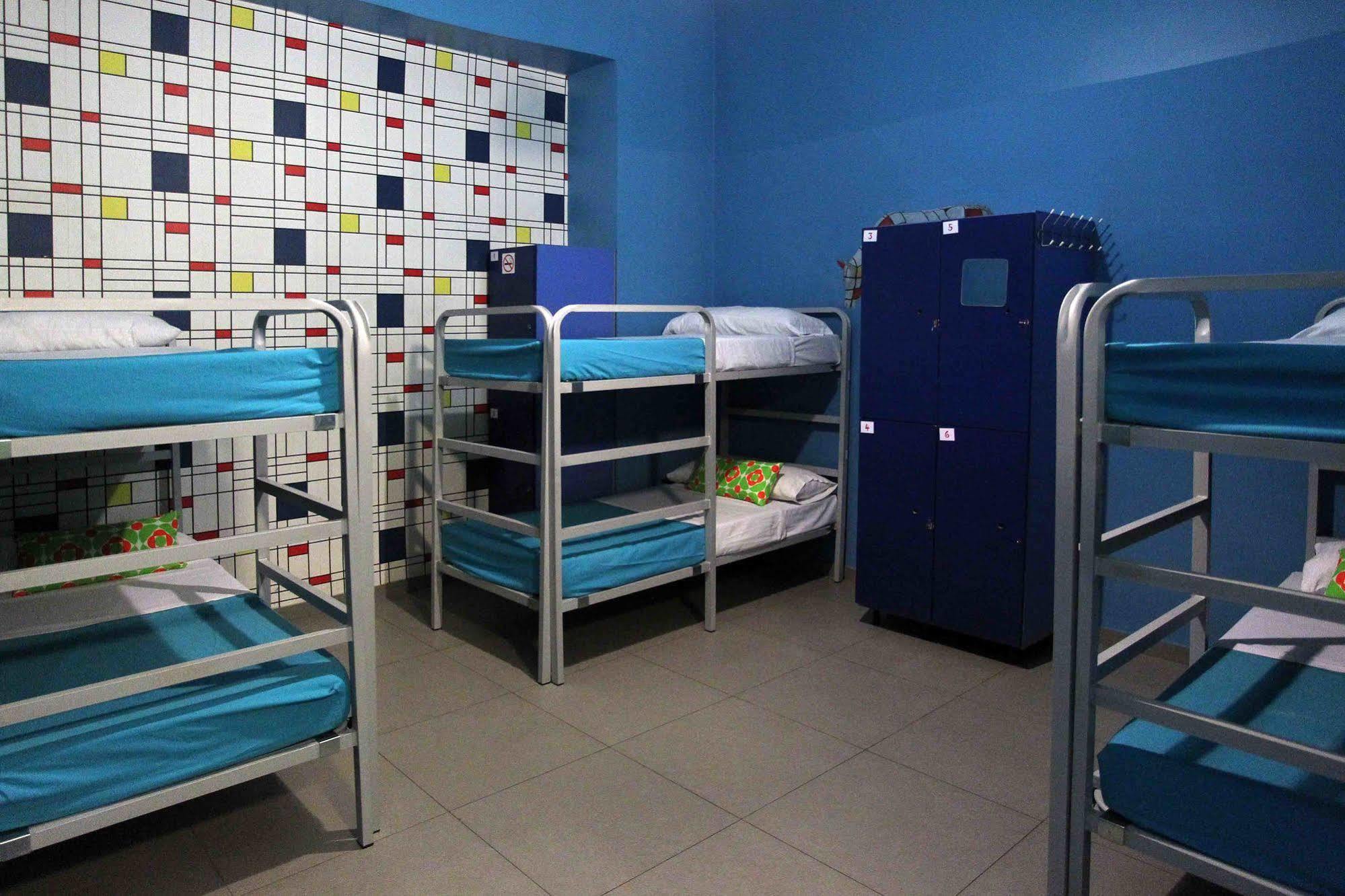 Red Nest Hostel Valencia