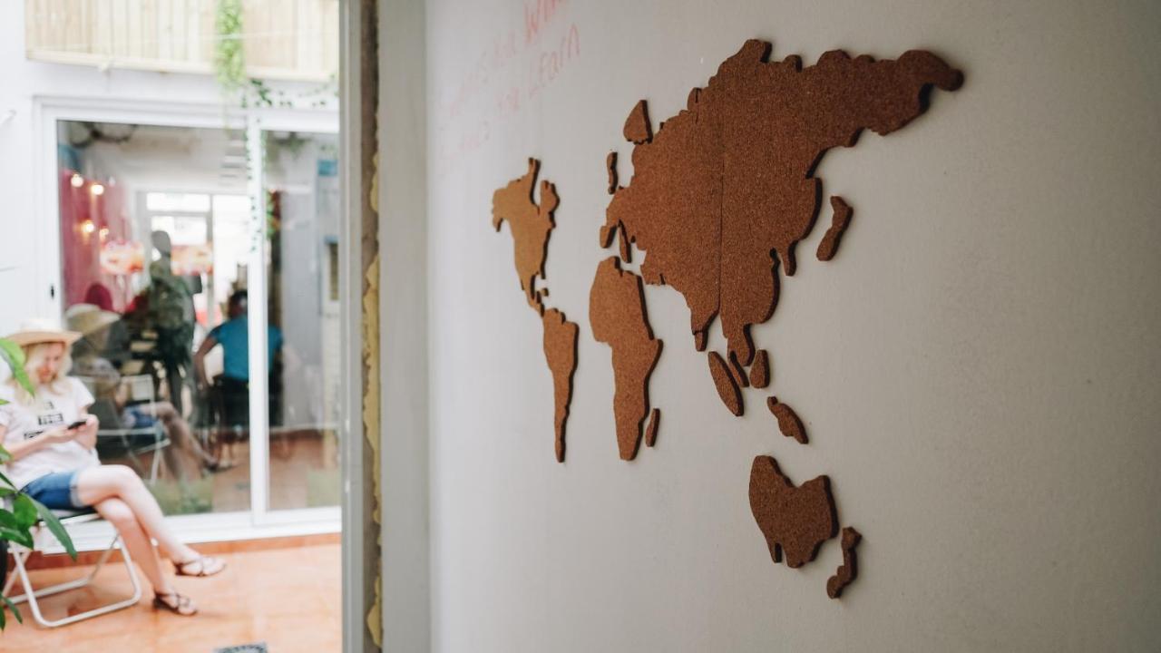 La Casa Del Colibri Youth (adults Only) Hostel