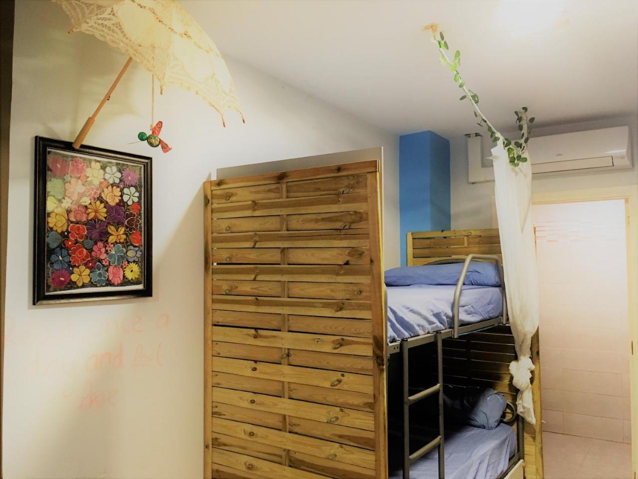 La Casa Del Colibri Youth (adults Only) Hostel