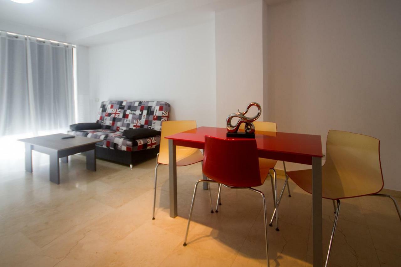Of Arts & Apartment