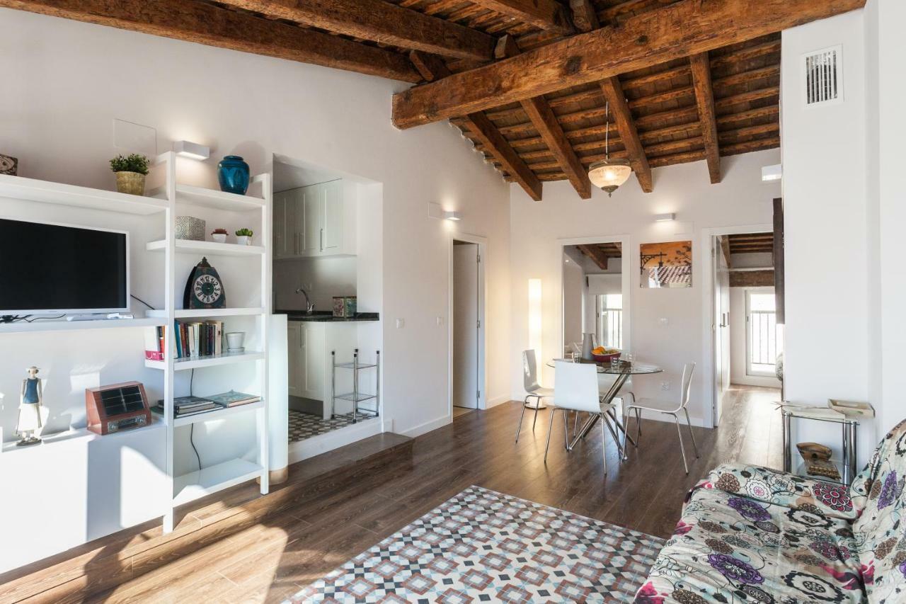 Florit Flats - Center 2br 2ba Attic Terrace View Wifi Ac Apartment