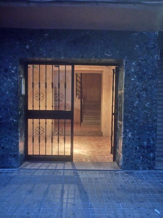 Apartamento Piso En Malvarrosa Valência