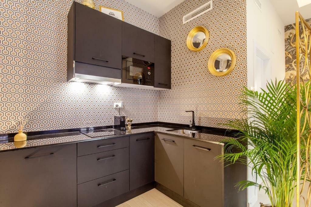 Apartment Mediterranean Flats Plaza Redonda