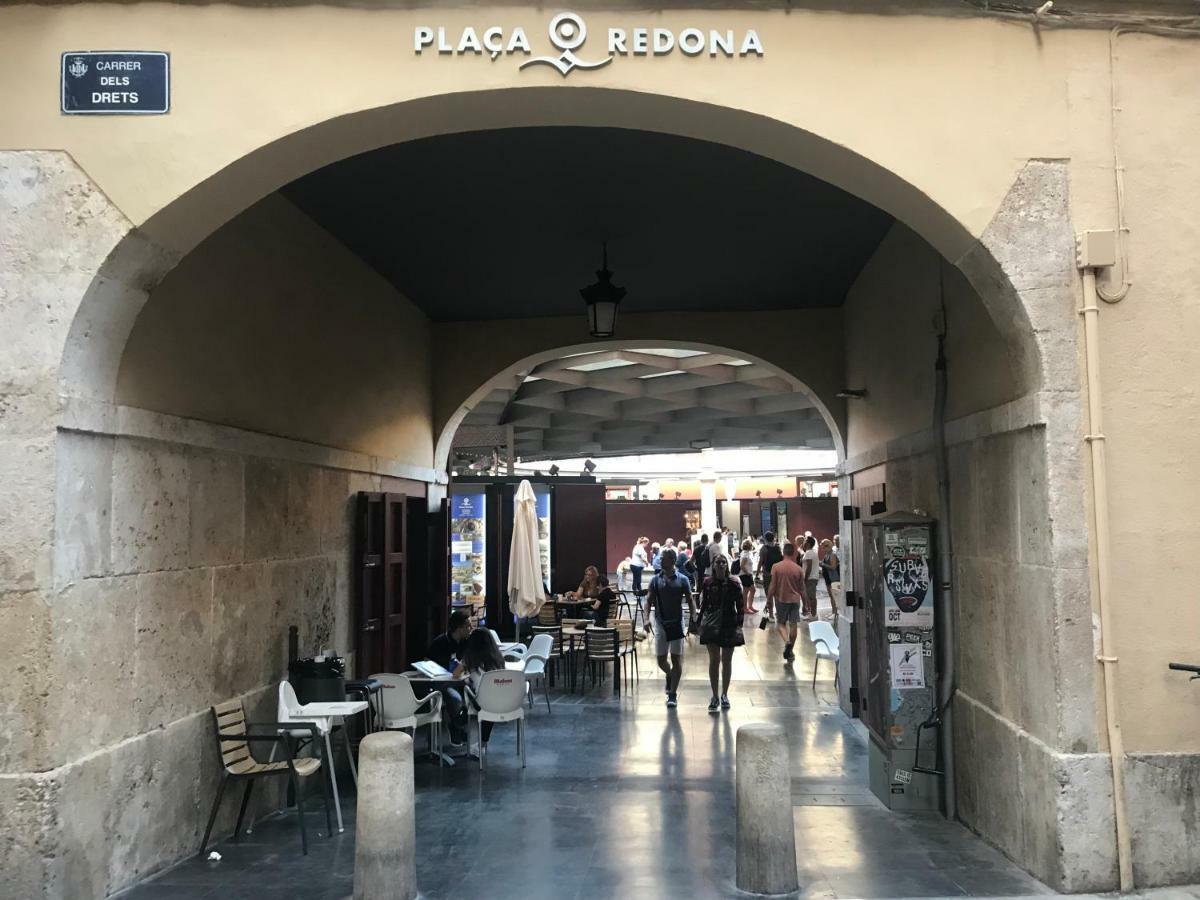 Mediterranean Flats Plaza Redonda Apartment