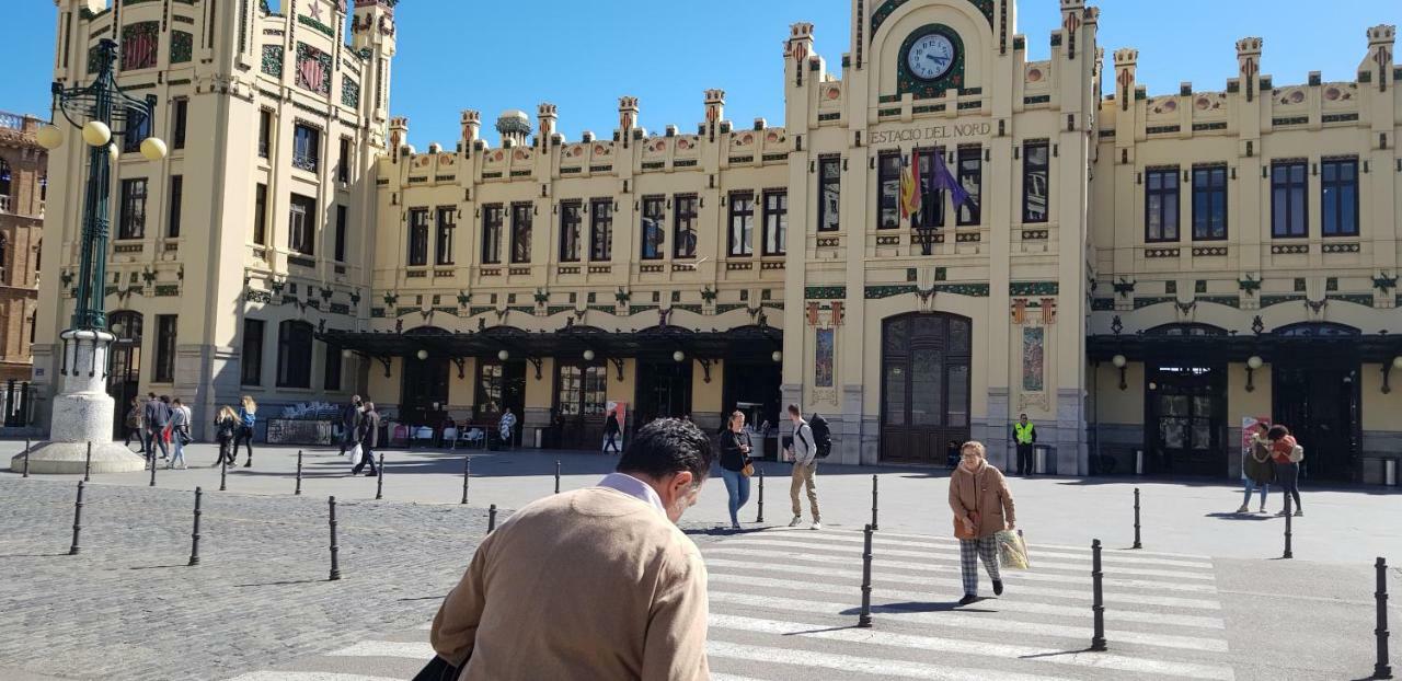 Edificio Tiziano Mercado Apartment