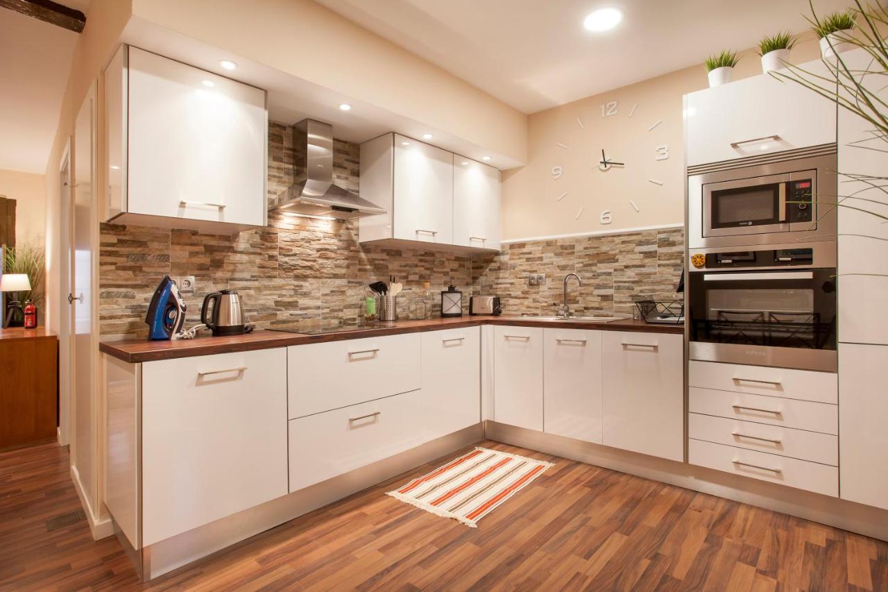Fos Apartamento