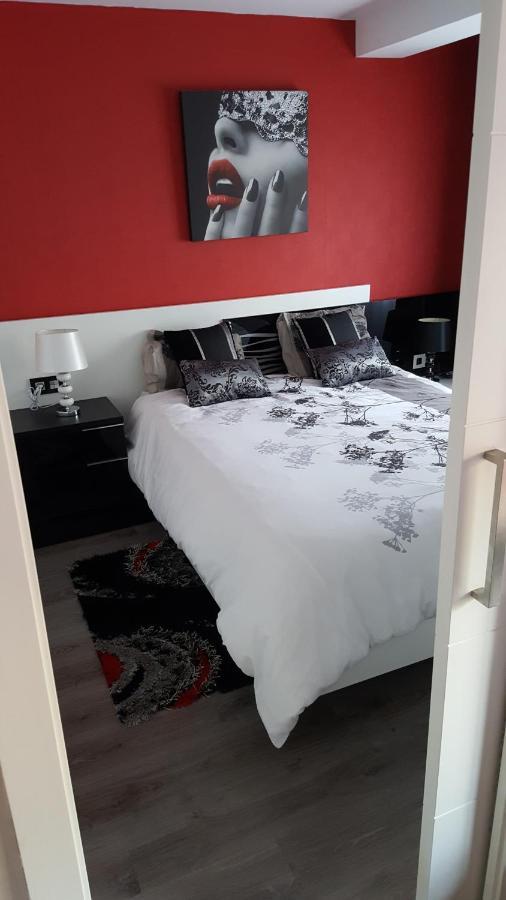 Apartment Moderno En El Parque De Cabecera