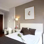 Dormavalencia Hostel Regne