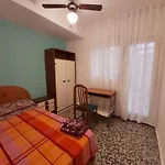 Manuelito Rooms II Valencia