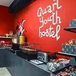 Quart Youth Hostel & Apartments