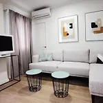 TTdSSa VLC: Plaza Cisneros, 2- 5 pax 3 Bedrooms