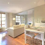 Moderno Apartamento En La Plaza Del Tossal