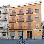 Moderno Apartamento En La Plaza Del Tossal