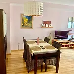 Mi Casa Your Home