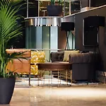 Hotel Malcom And Barret