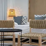You & Co. Saler Beach Boutique