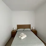 Malvarrosa 5Px 2Bth 5 Min Beach. Wifi.