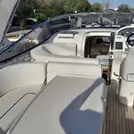 Excelente Mini Yate