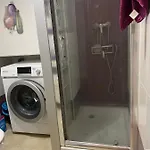 Valencia Cerca Al Puerto Shared Apartment