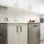Singularstays Calderon