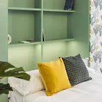 Green Suite By Concept Flats