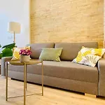 Beautiful Flat Next The Beach