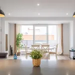Spacious Penthouse With Private Terrace