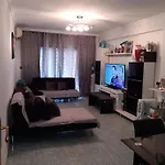 Habitacion Grande En Piso Compartido Con 2 Adultos